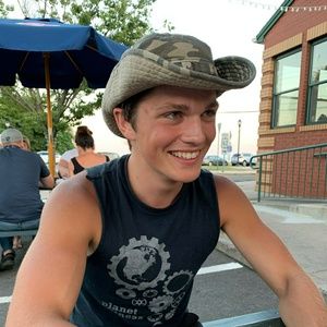 Meet your Posher, Jesse